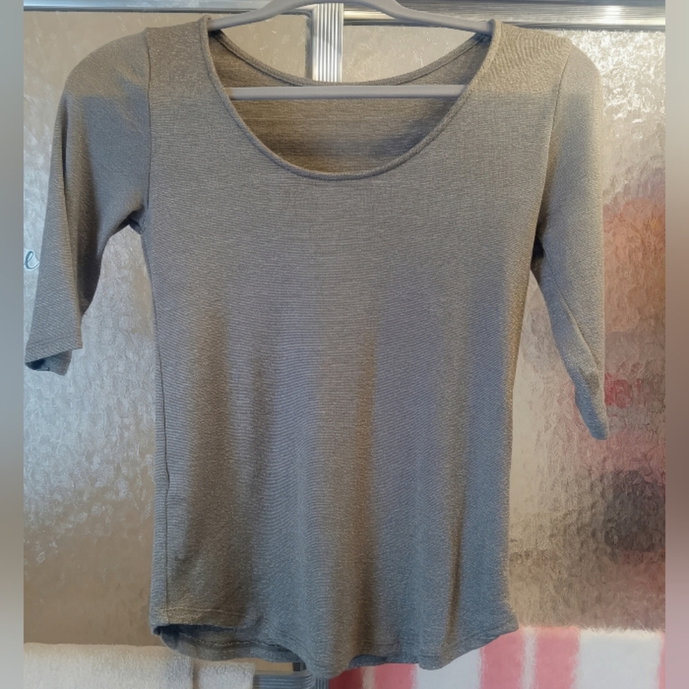 NWOT Michael Stars Olive Green Elbow-Length Sleeve Reversible Top Size OS